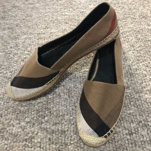 Burberry Flat Shoes. Made in Spain. Brand new, never worn!